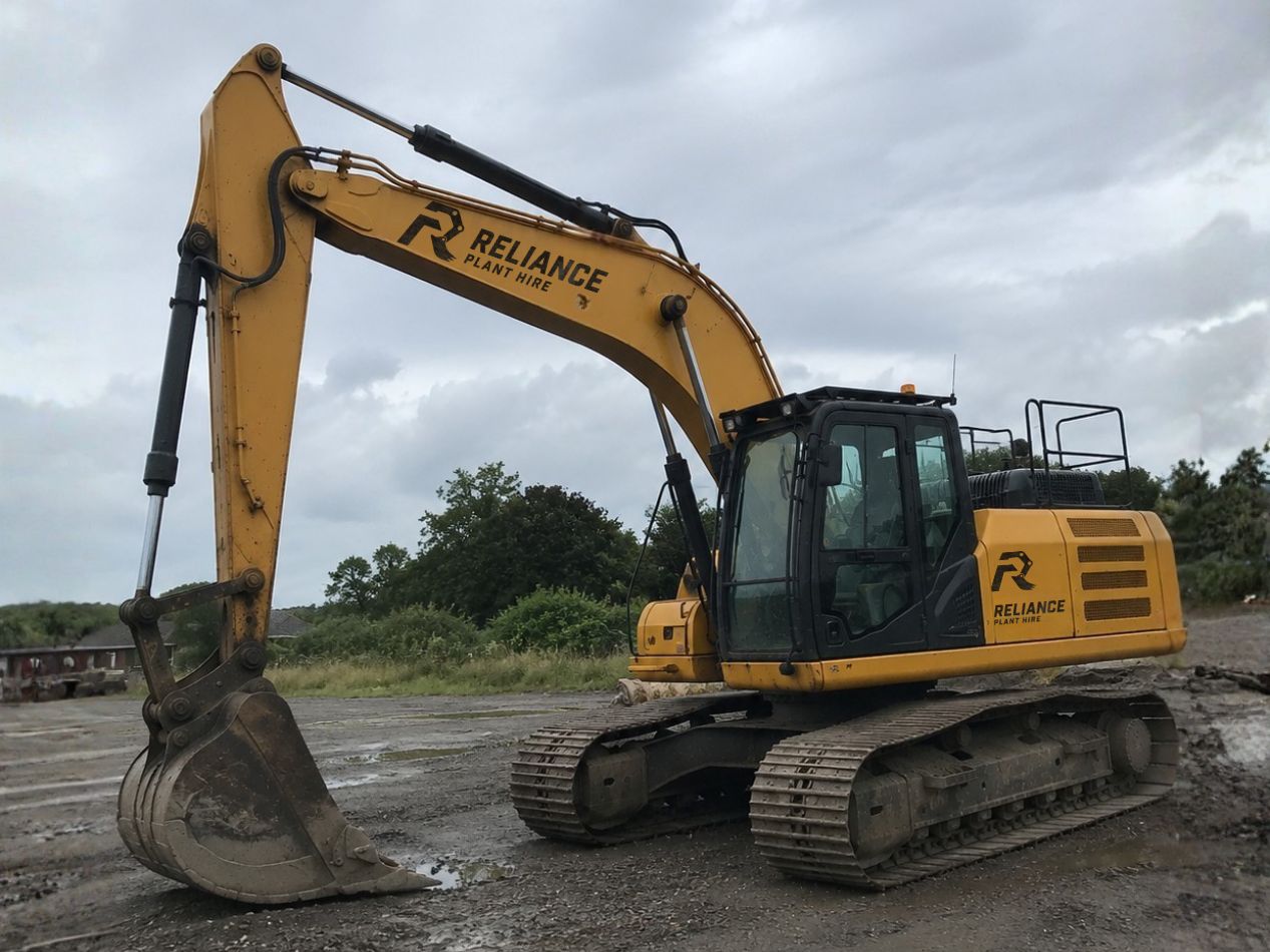 Heavy Excavators